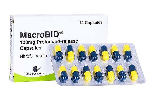 MacroBID 100mg prolonged-release capsules containing nitrofurantoin, showing blue and yellow capsules in blister pack